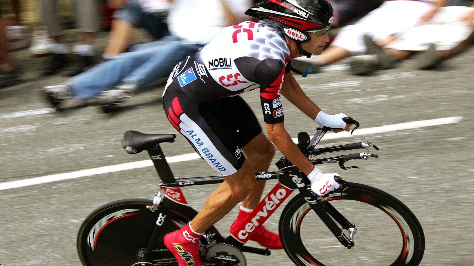 米兰续约迈尼昂至2031年年薪570万欧，弗拉霍维奇转会传闻撼动意甲格局