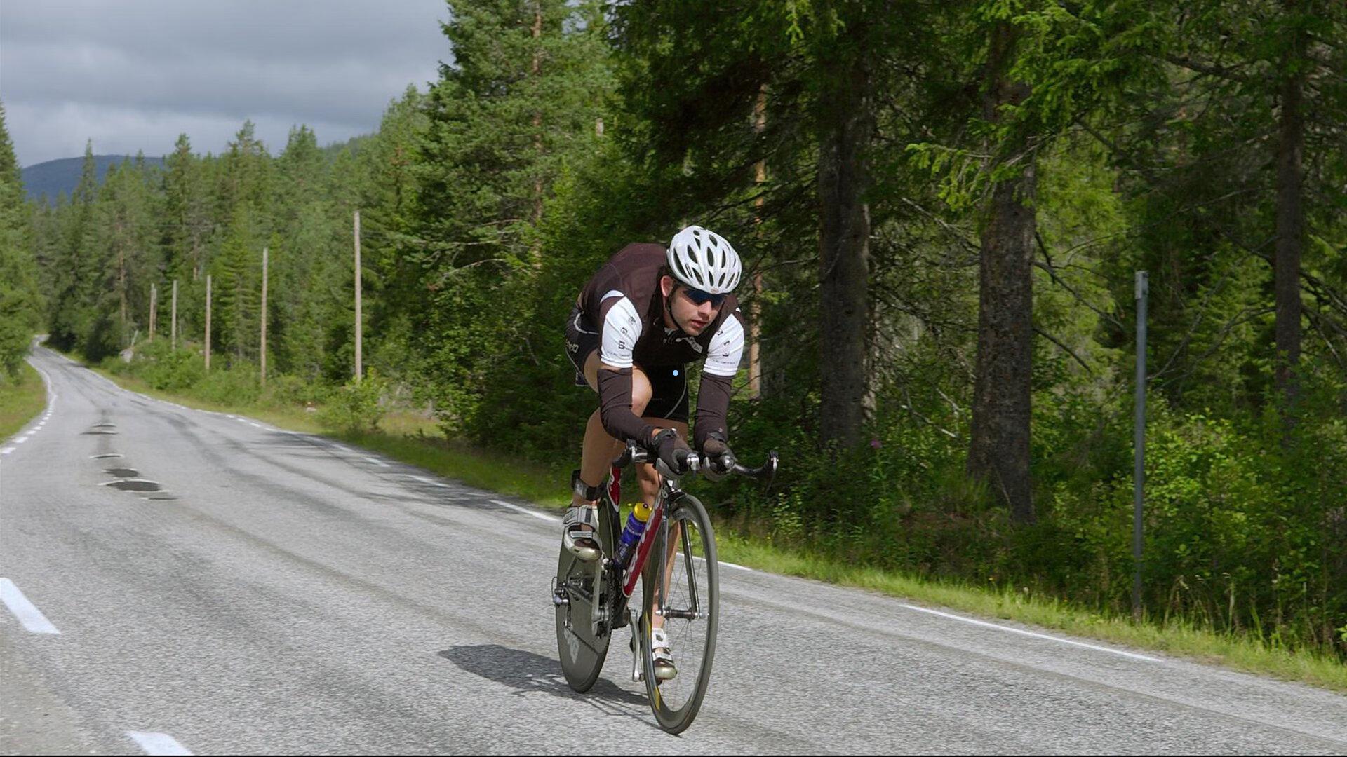 22岁天才切尔基成救世主?里昂五亿负债甩卖核心,曼城捡到德布劳内接班人